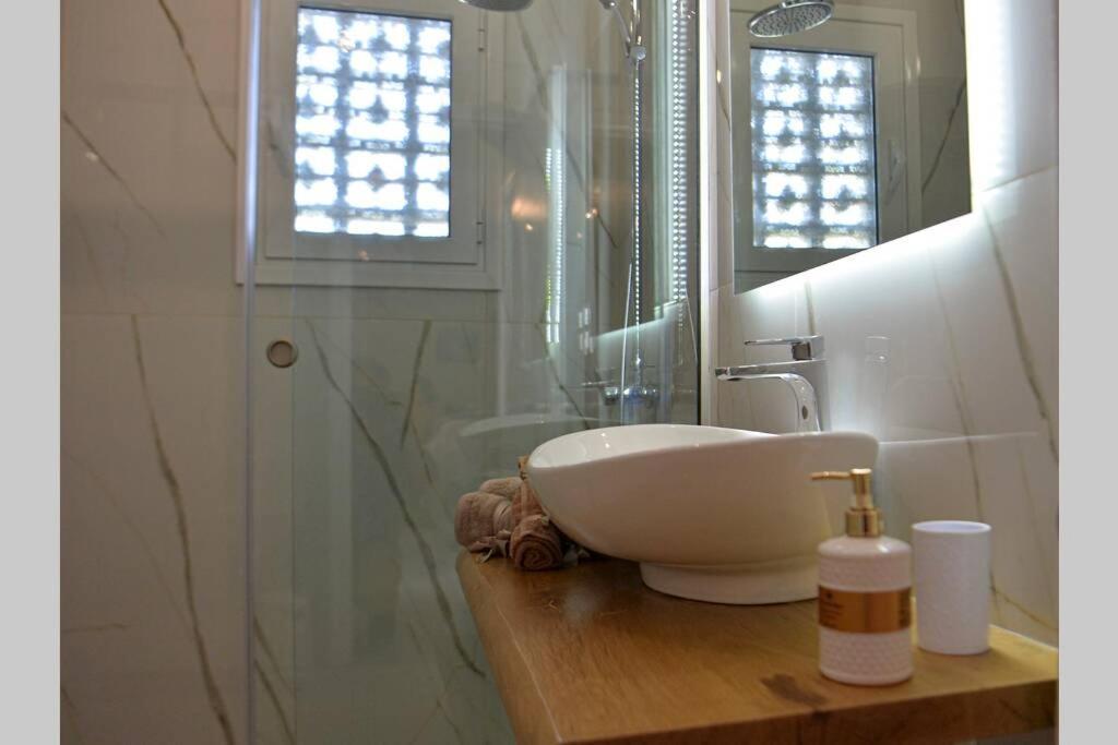 אצ'ארבי Seaside Villa Alexandra,Acharavi. מראה חיצוני תמונה