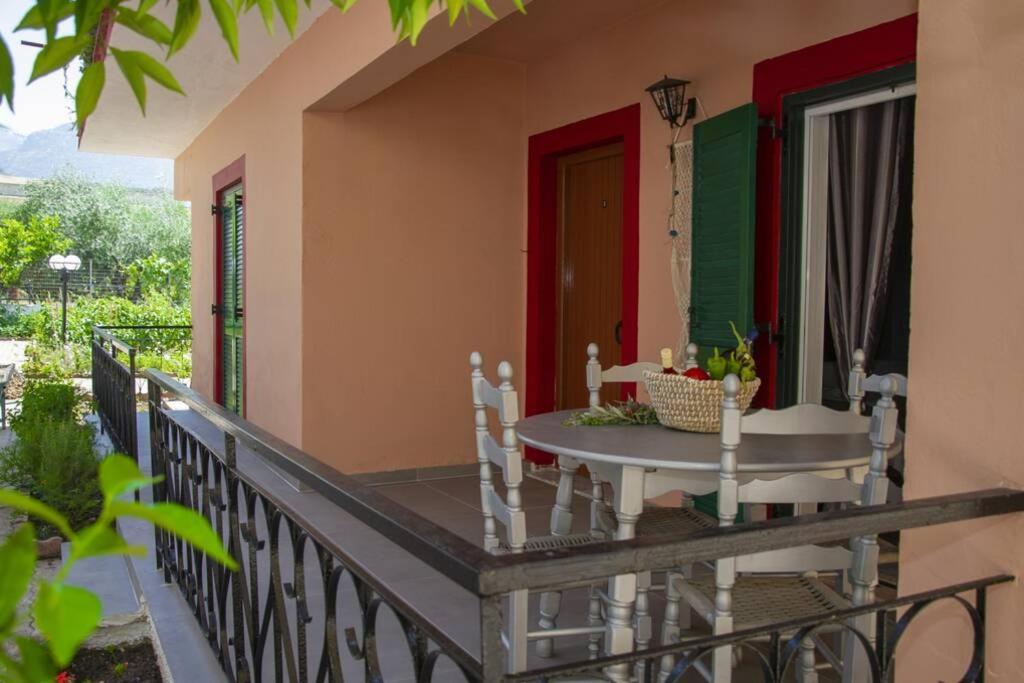 אצ'ארבי Seaside Villa Alexandra,Acharavi. מראה חיצוני תמונה